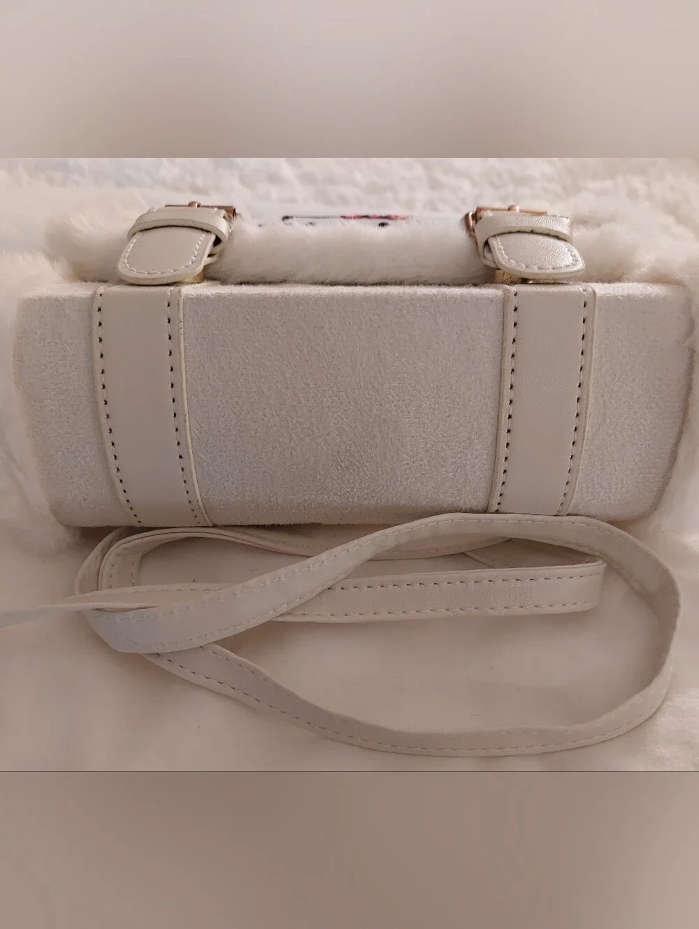 HELLO KITTY- White Faux Fur Handbag with Red Bow Accent